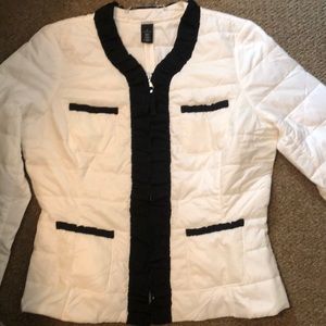 ADORABLE! White House Black Market jacket